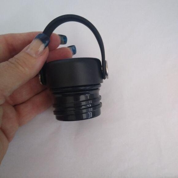 Hydroflask x O'Neill 21 oz. Standard Mouth - Picture 6 of 6